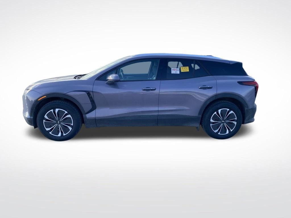 Used 2024 Chevrolet Blazer EV LT image 2