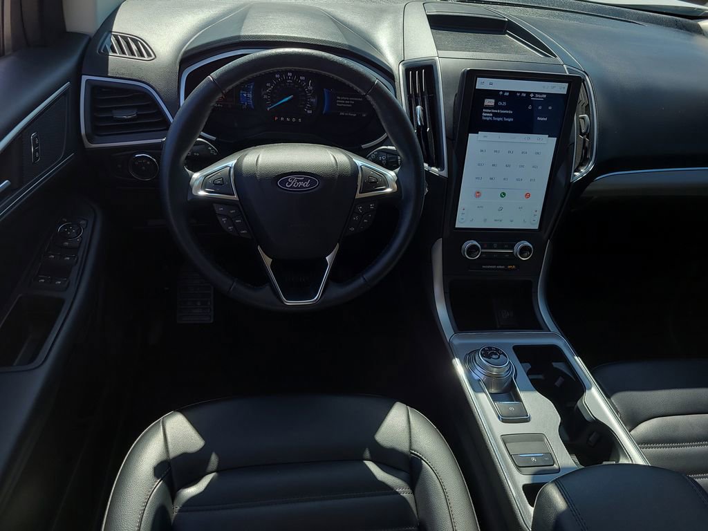 Used 2021 Ford Edge SEL w/ Convenience Package image 13