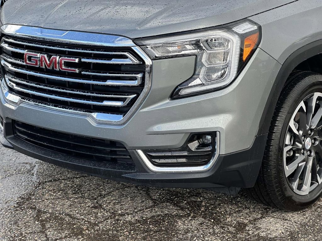 Certified 2023 GMC Terrain SLT image 8