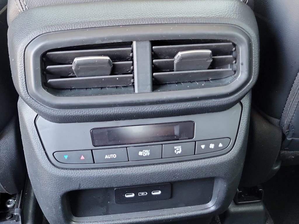 Certified 2024 Honda Pilot EX-L image 11