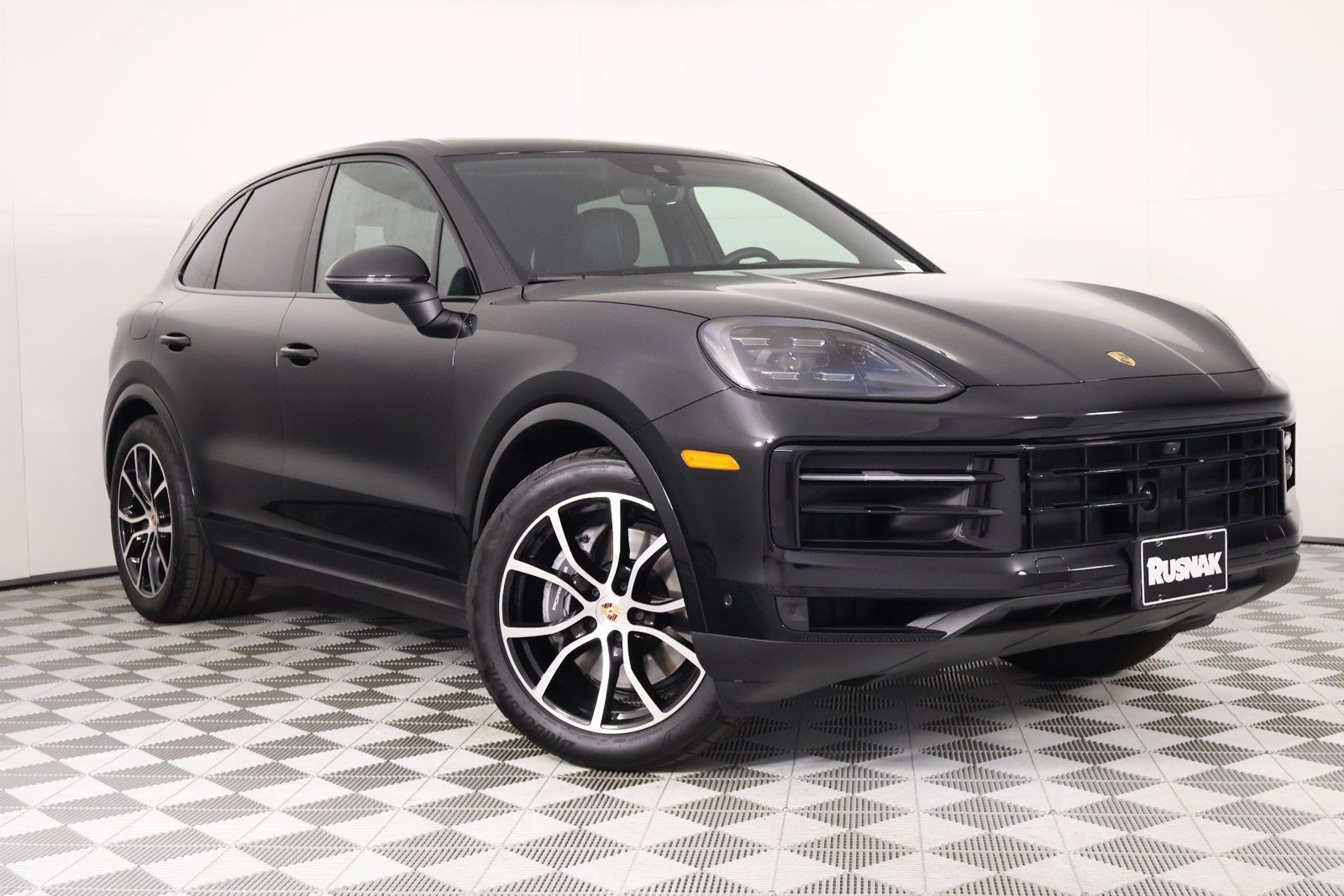 Certified 2026 Porsche Cayenne AWD/4WD image 9