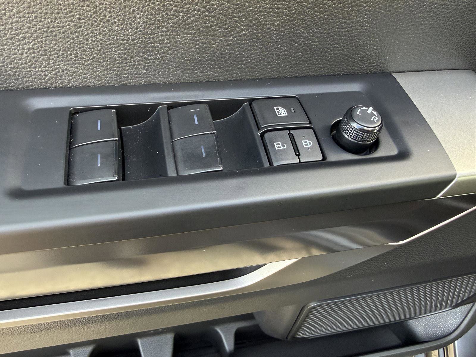 Used 2024 Toyota Tundra SR5 AWD/4WD image 17