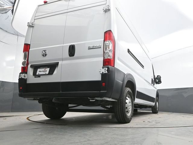 Used 2025 RAM ProMaster 2500 w/ Convenience Group image 35