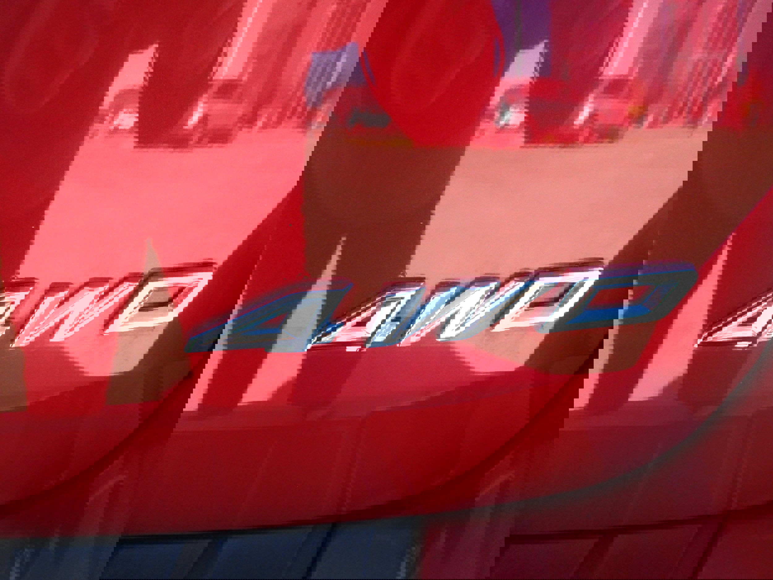 Used 2023 Ford Explorer XLT image 6