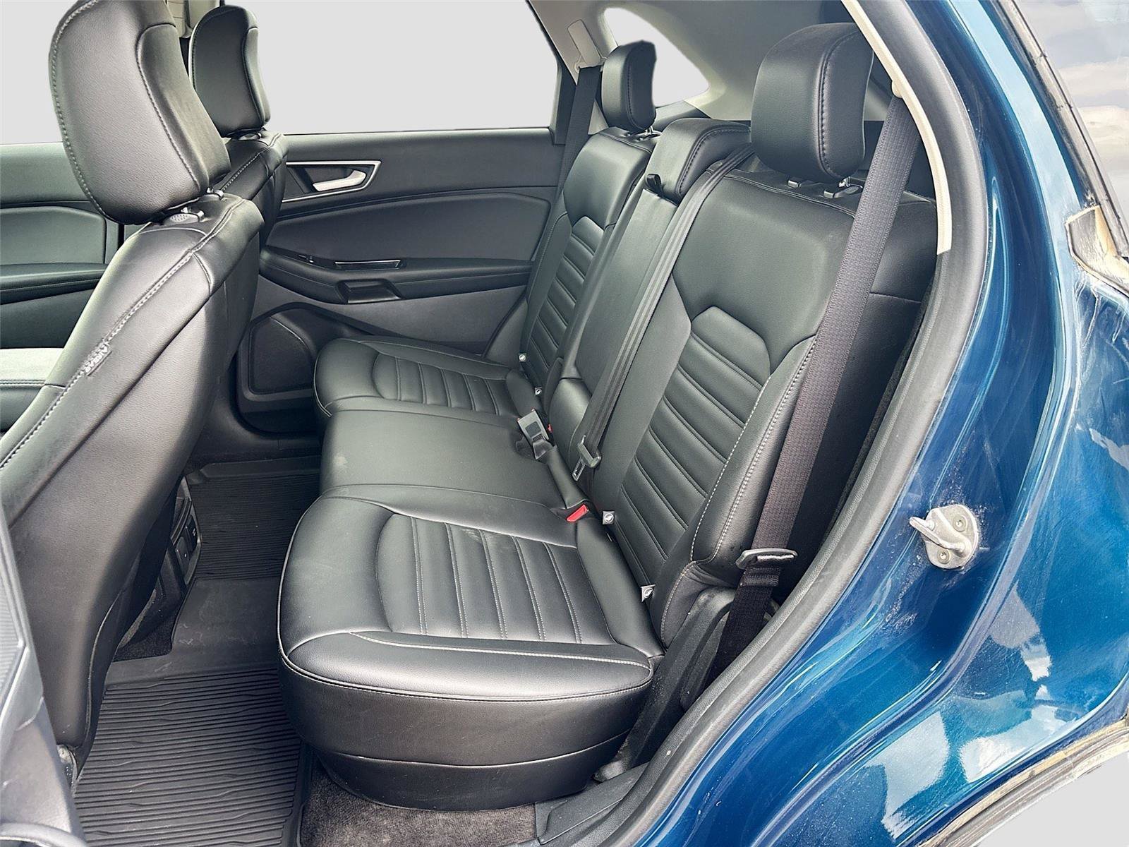 Used 2020 Ford Edge SEL w/ Convenience Package AWD/4WD image 11