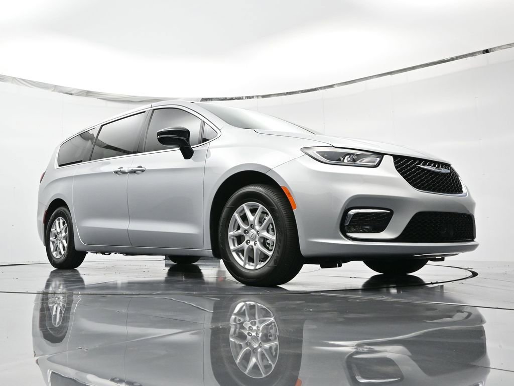 New 2026 Chrysler Pacifica Select FWD image 20