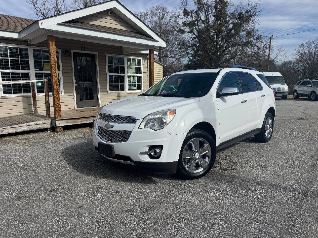 Used 2013 Chevrolet Equinox LTZ image 2