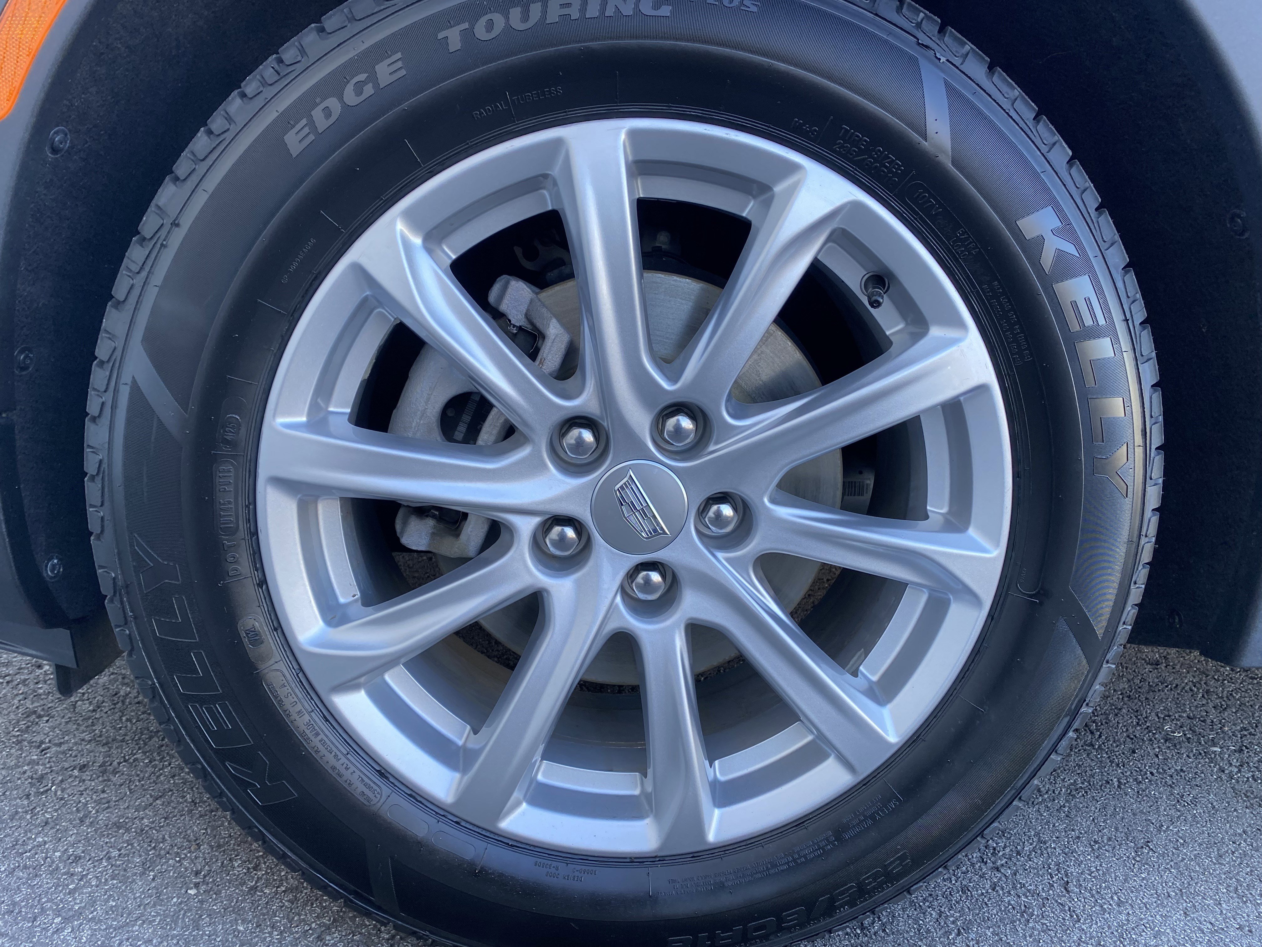 Used 2021 Cadillac XT4 Luxury image 38