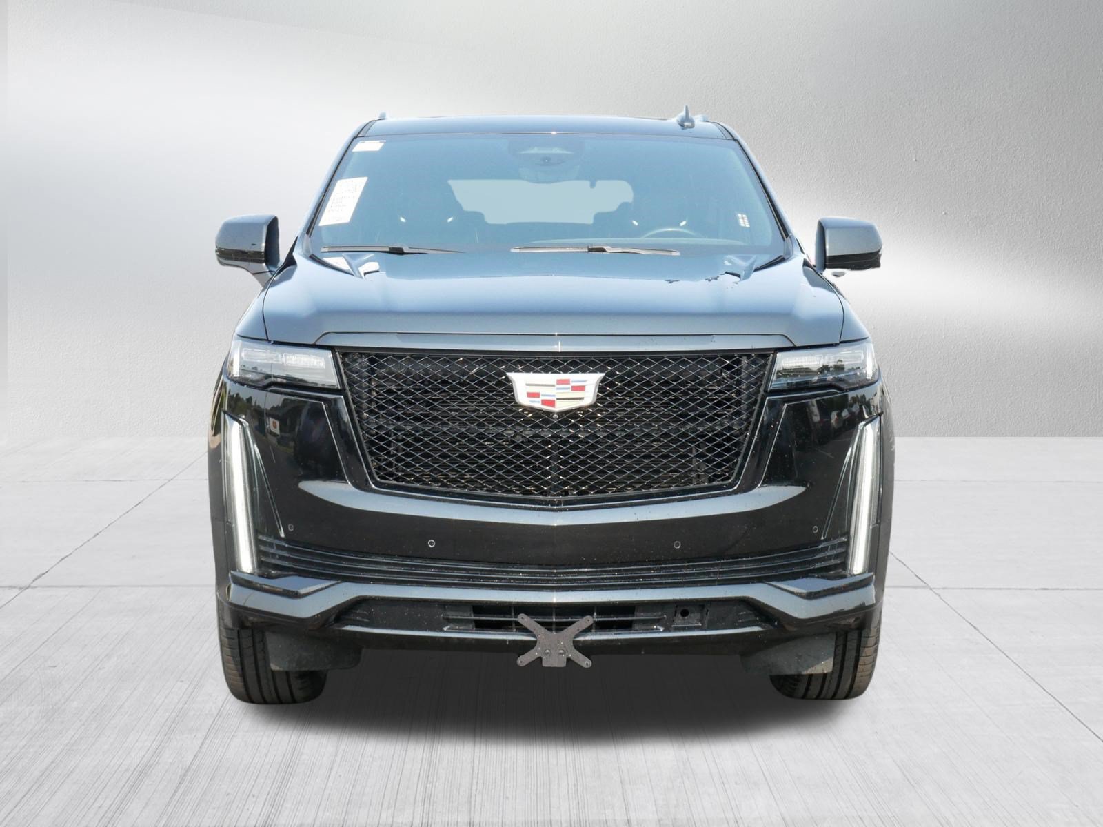 Used 2023 Cadillac Escalade Sport w/ Touring Package AWD/4WD image 2