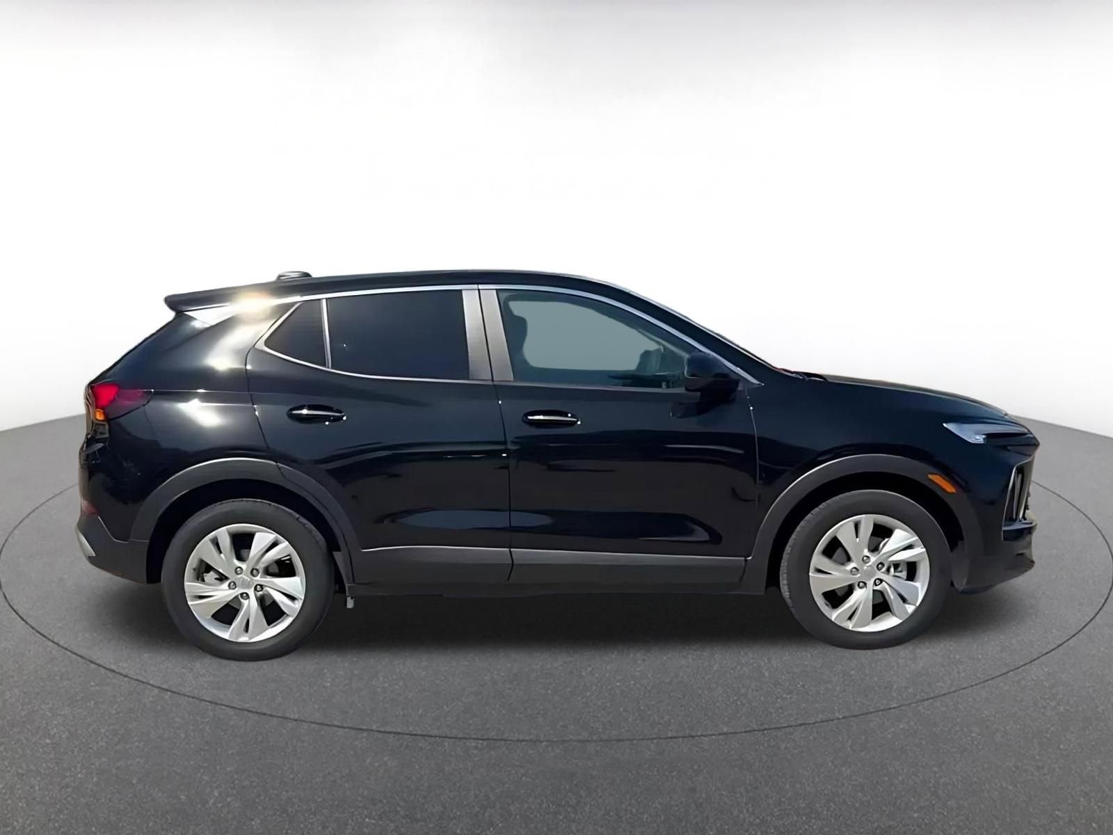Used 2025 Buick Encore GX Preferred FWD image 16