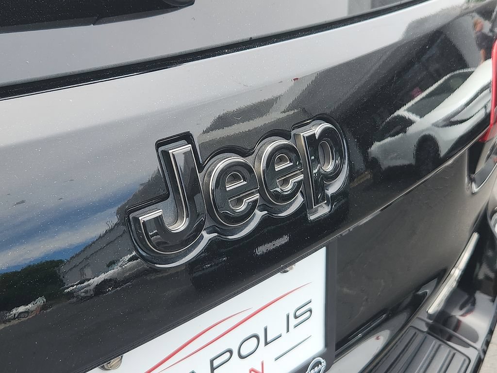 Used 2018 Jeep Grand Cherokee Trackhawk AWD/4WD image 31