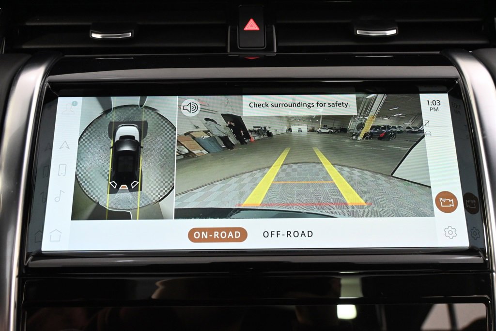 Used 2021 Land Rover Discovery Sport SE R-Dynamic image 29