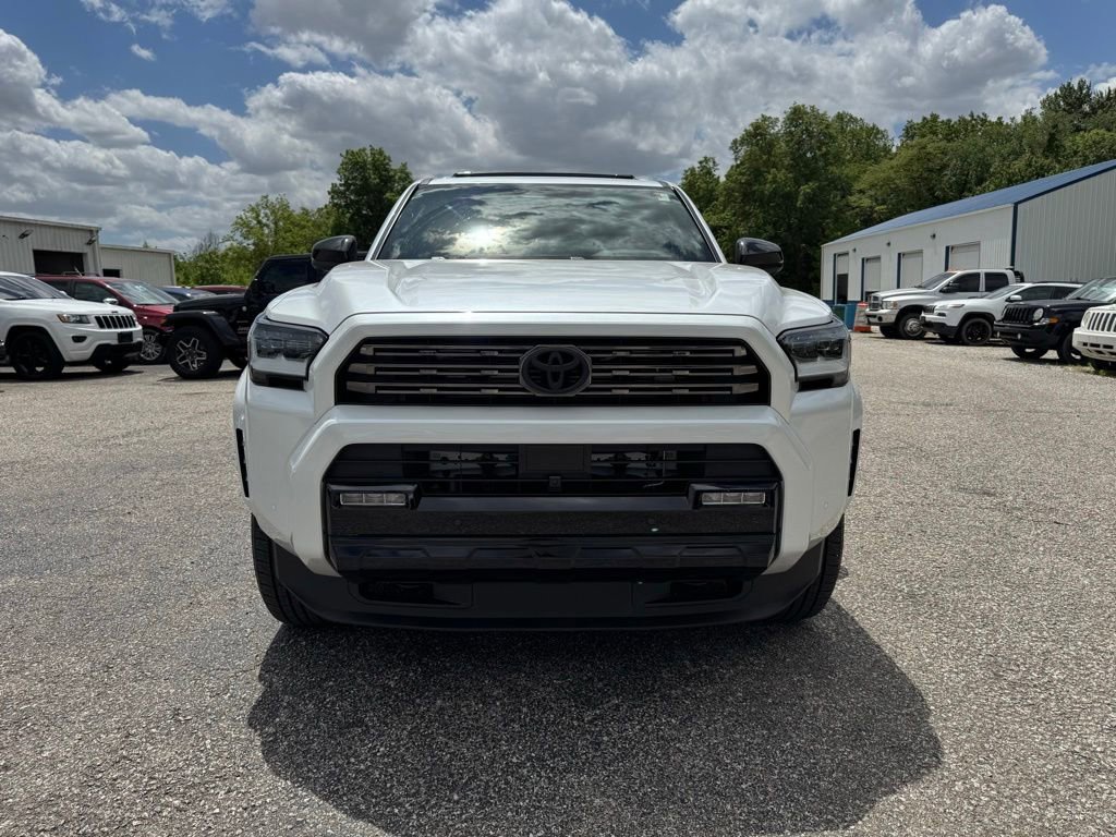 Used 2025 Toyota 4Runner 4WD image 11