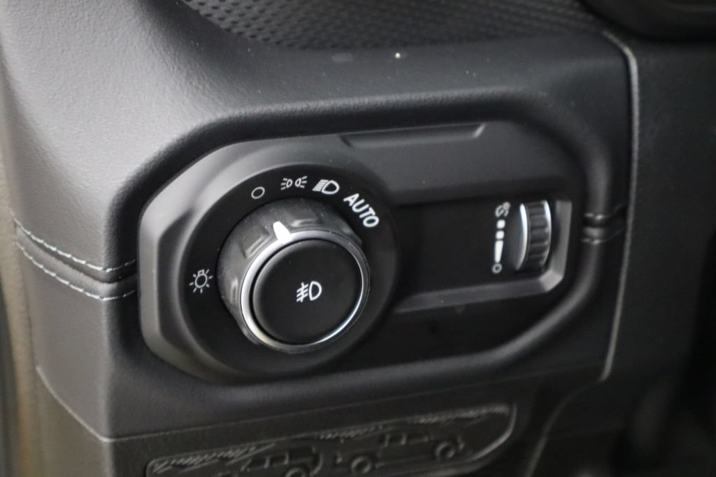 New 2026 Jeep Wrangler Unlimited Rubicon AWD/4WD image 22