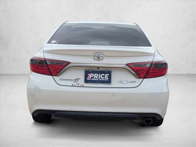 Used 2016 Toyota Camry SE FWD image 6