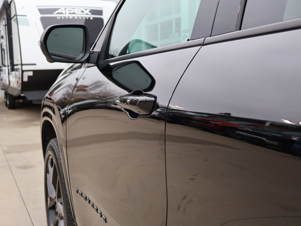 Certified 2024 Chevrolet Traverse RS w/ LPO, Floor Liner Package image 10