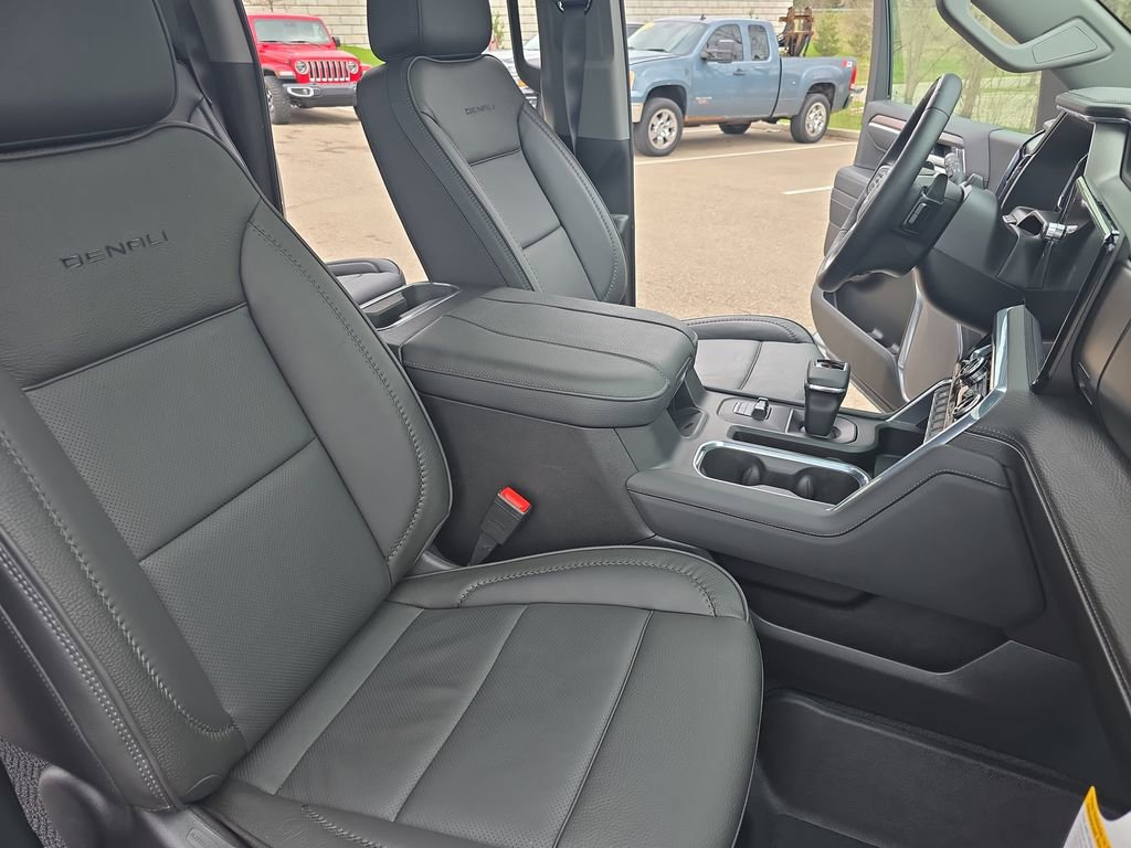 New 2026 GMC Sierra 1500 Denali AWD/4WD image 10