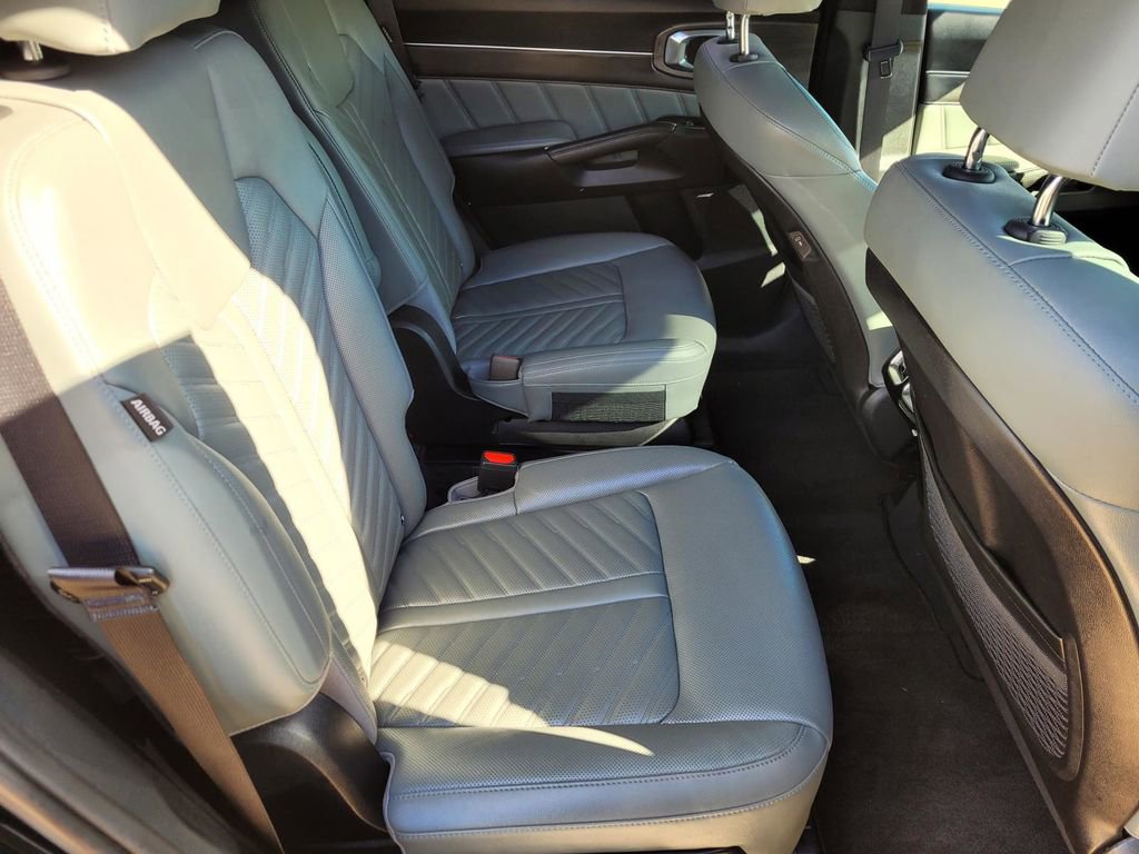 Used 2024 Kia Sorento SX Prestige w/ Sage Leather Package image 14