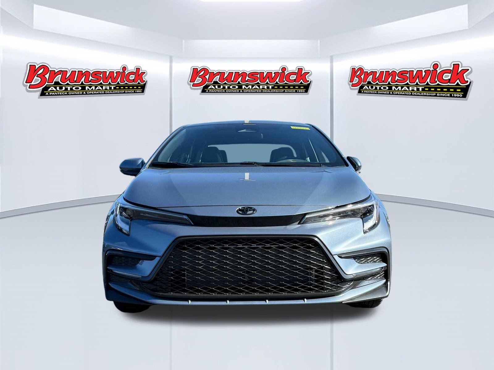New 2027 Toyota Corolla XSE FWD image 2