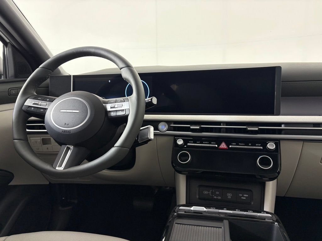 New 2026 Hyundai Tucson Limited FWD image 19