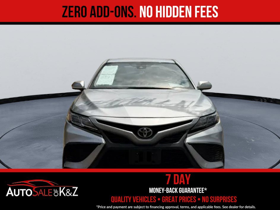 Used 2021 Toyota Camry SE FWD image 2