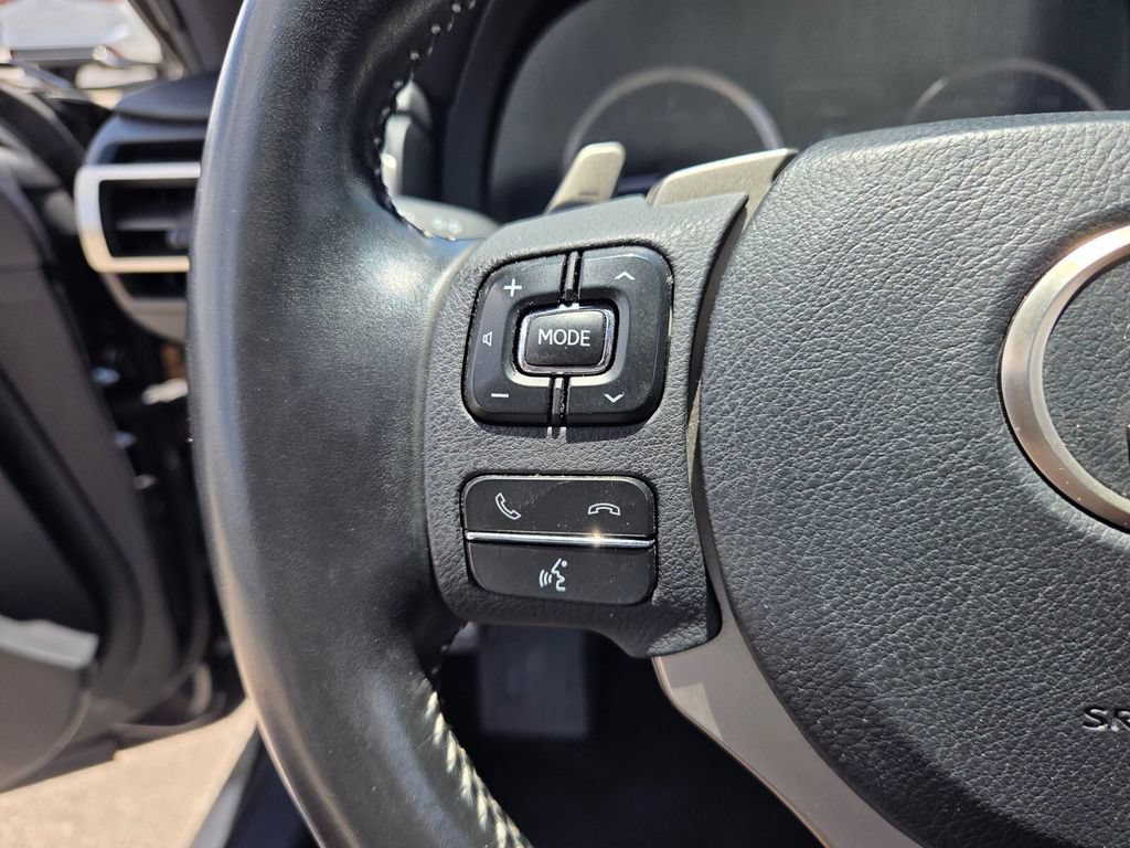 Used 2020 Lexus RC 300 w/ Accessory Package RWD image 29