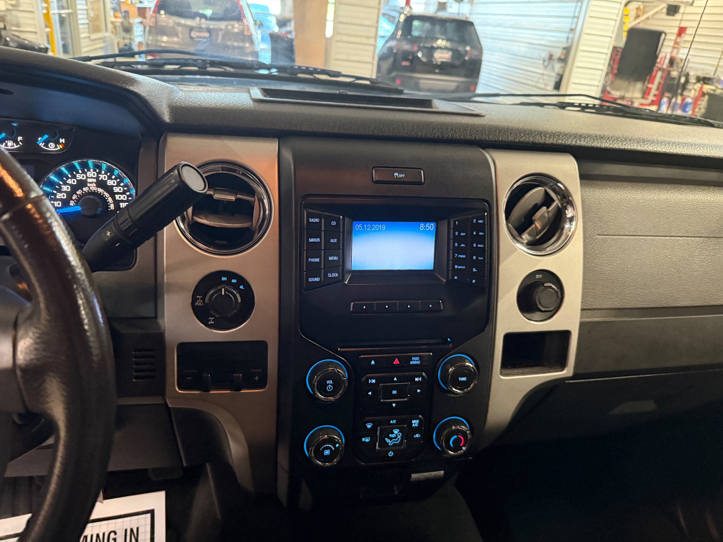 Used 2013 Ford F150 XLT w/ Luxury Equipment Group AWD/4WD image 39