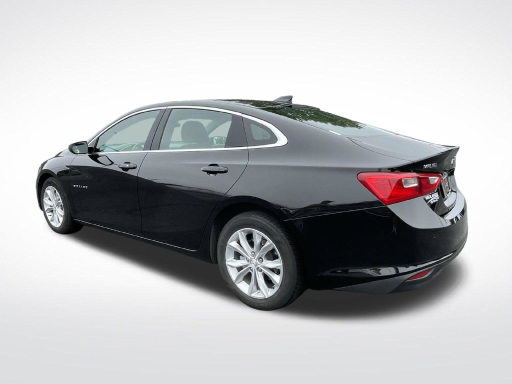 Used 2025 Chevrolet Malibu LT FWD image 14