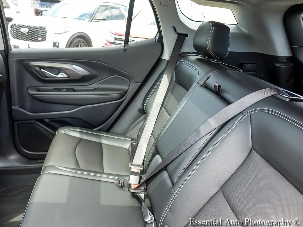 Certified 2024 GMC Terrain SLT w/ Tech Package FWD image 14