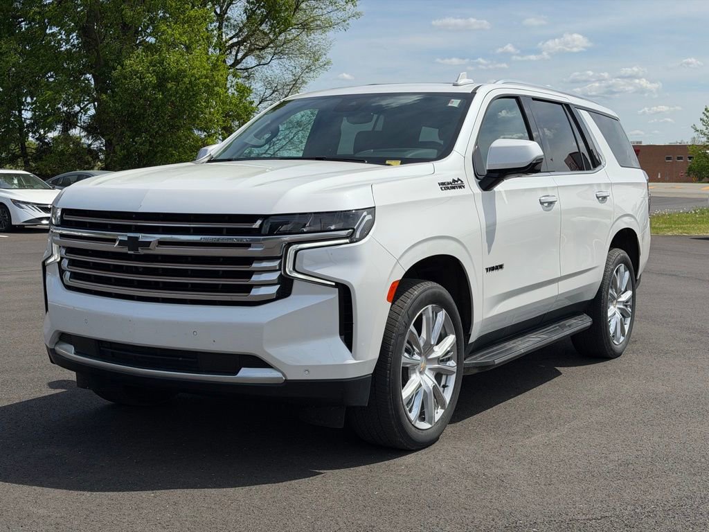 Used 2024 Chevrolet Tahoe High Country image 2