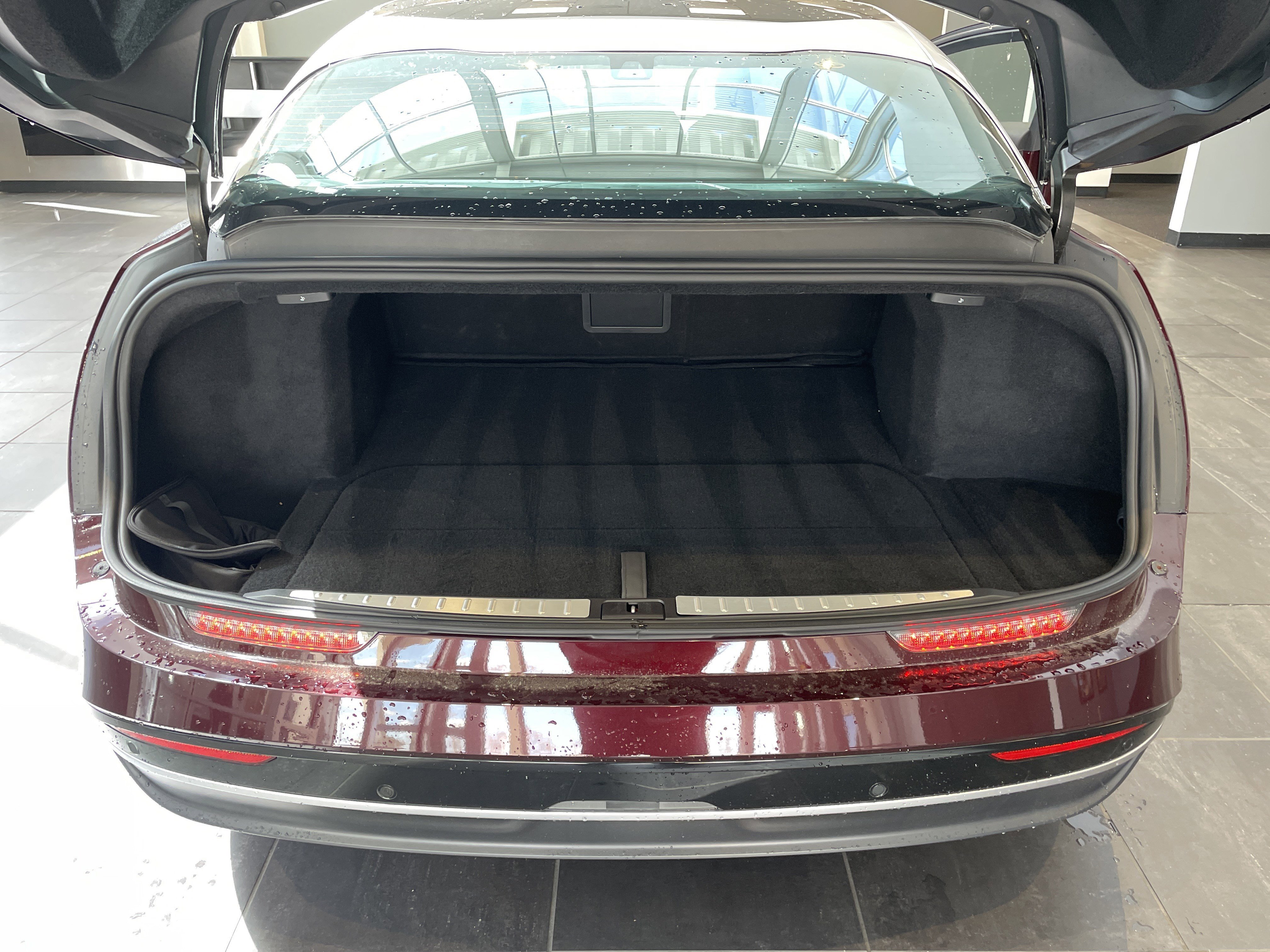 Used 2022 Lucid Air Grand Touring image 38