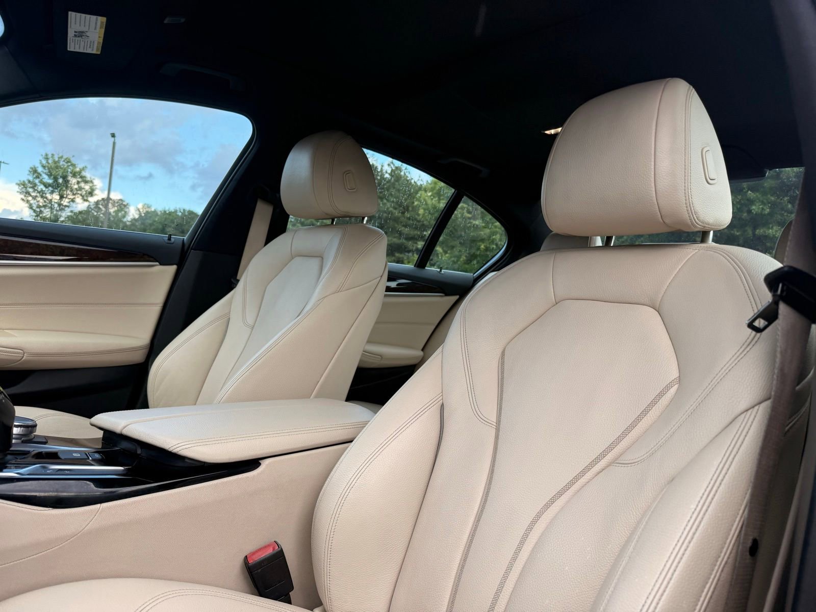 Used 2018 BMW 530i xDrive AWD/4WD image 16