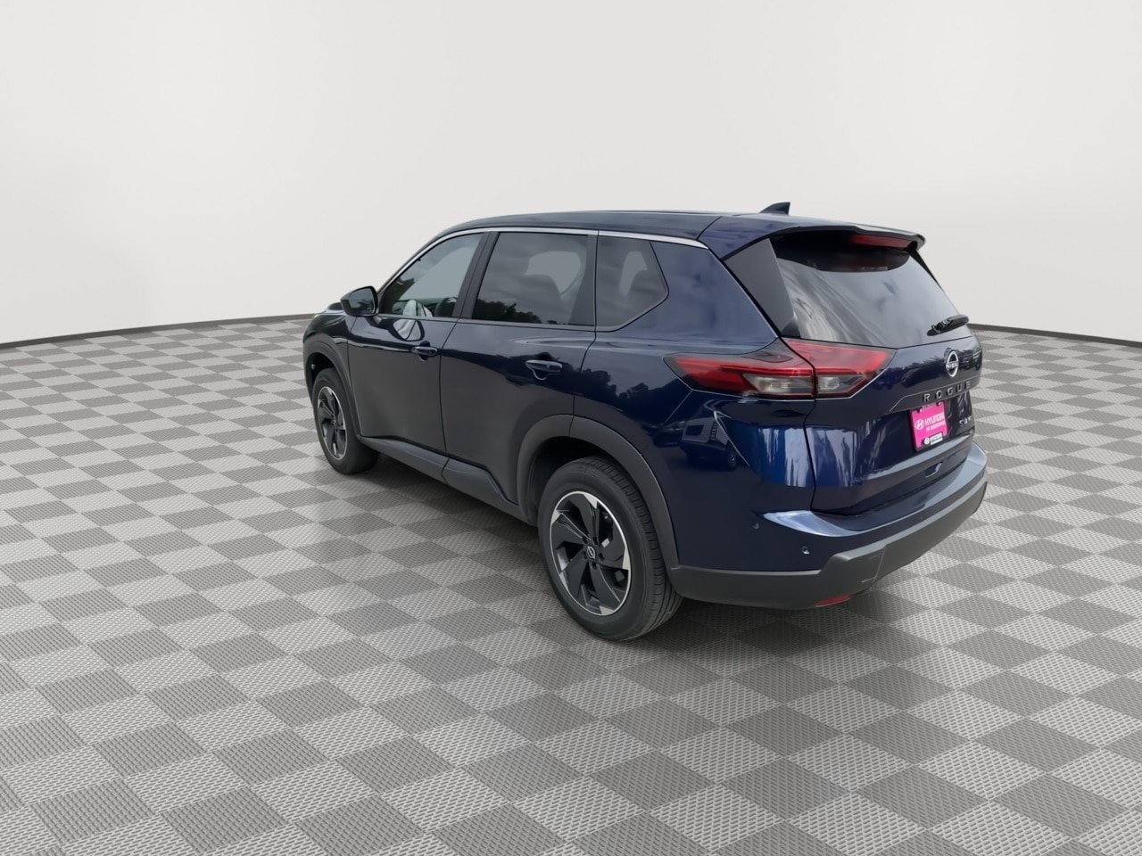 Used 2024 Nissan Rogue SV AWD/4WD image 6