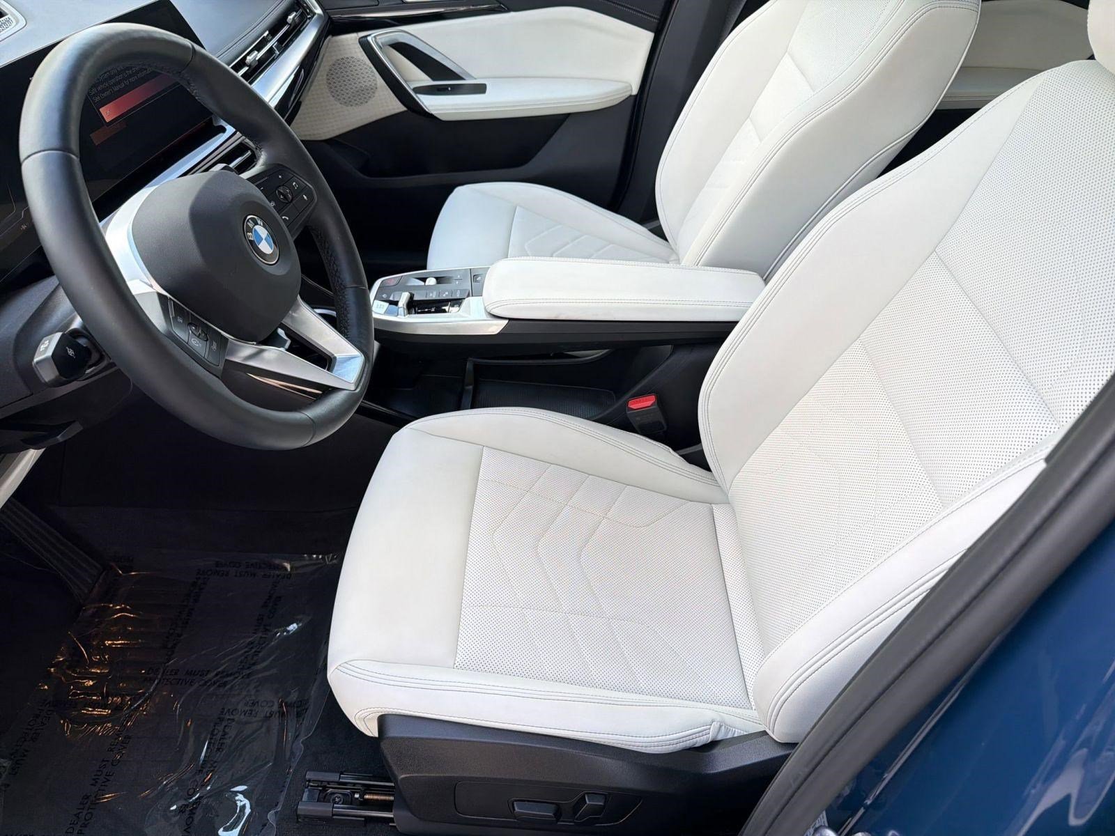 Used 2026 BMW X1 xDrive28i AWD/4WD image 5