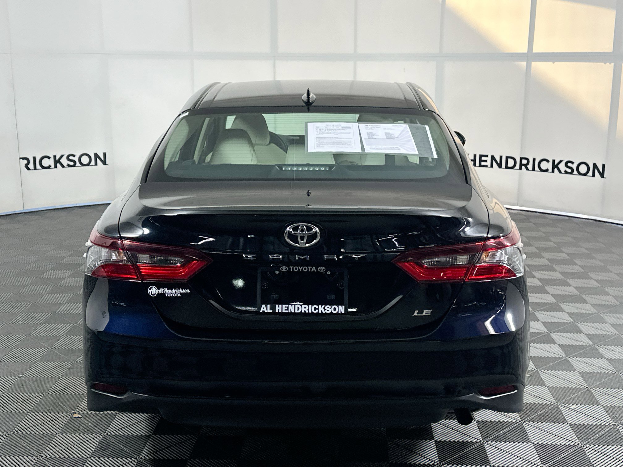 Used 2024 Toyota Camry LE image 4