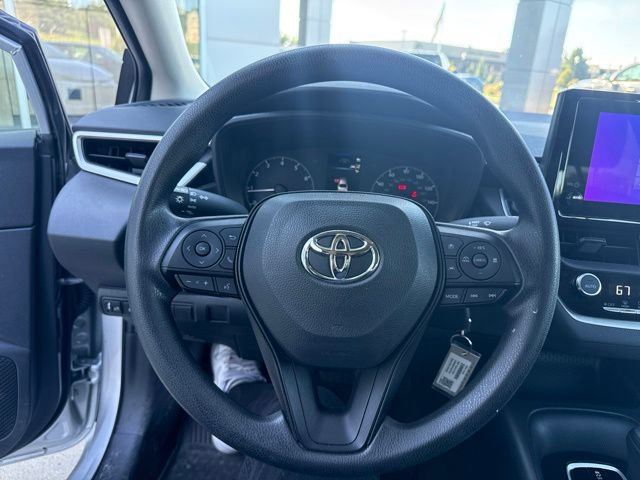 Used 2024 Toyota Corolla LE FWD image 17