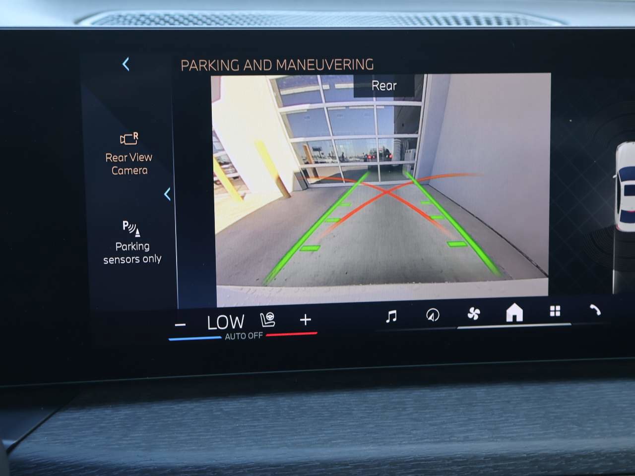 Used 2025 BMW 330i xDrive Sedan image 17