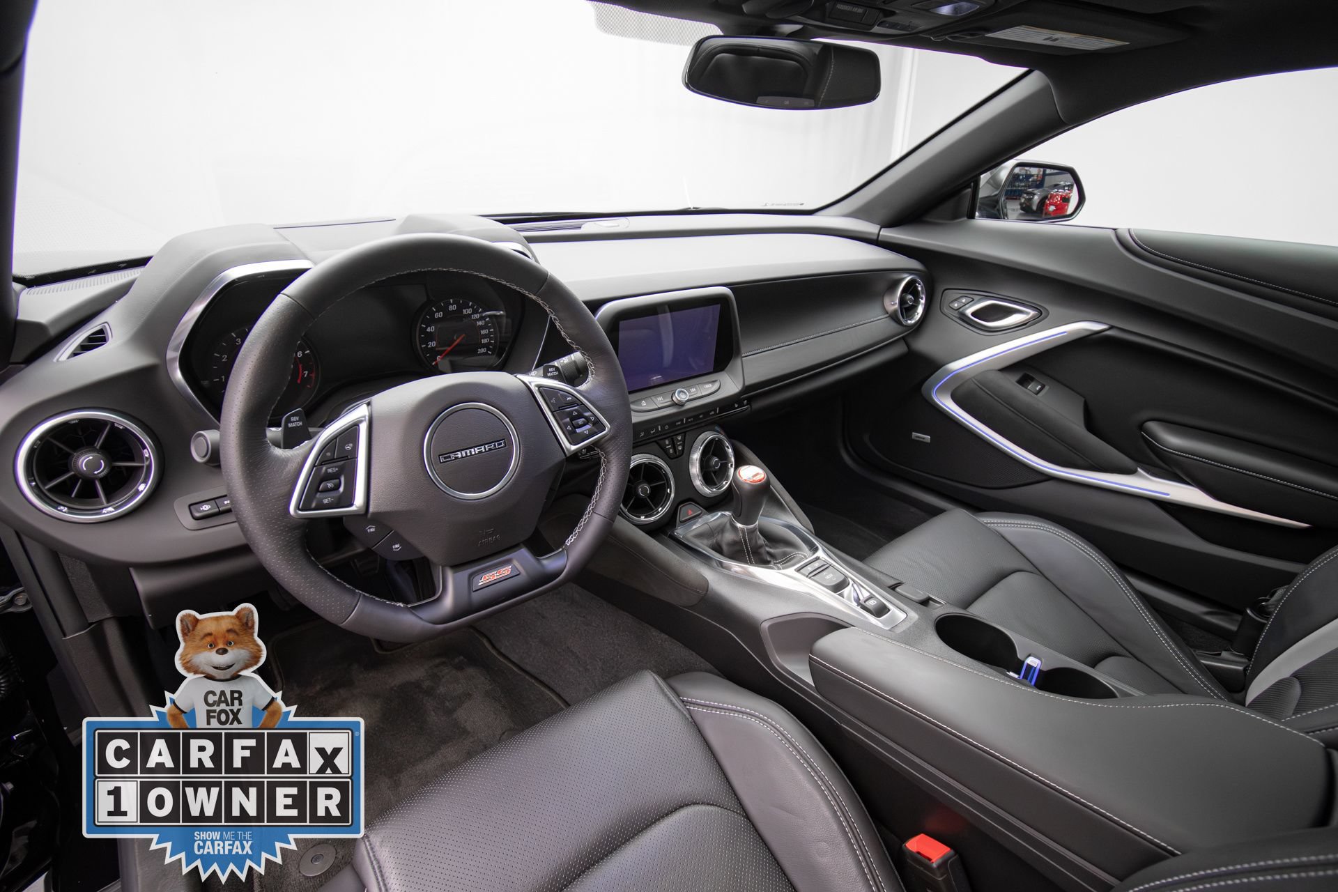 Used 2018 Chevrolet Camaro SS RWD image 10
