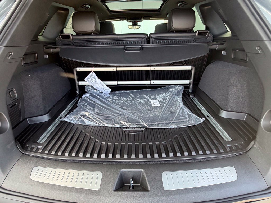 New 2026 Cadillac XT5 Premium Luxury w/ Driver Assist Package FWD image 39