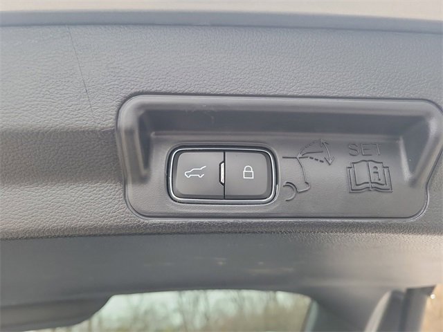 Used 2022 Ford Explorer Timberline image 11