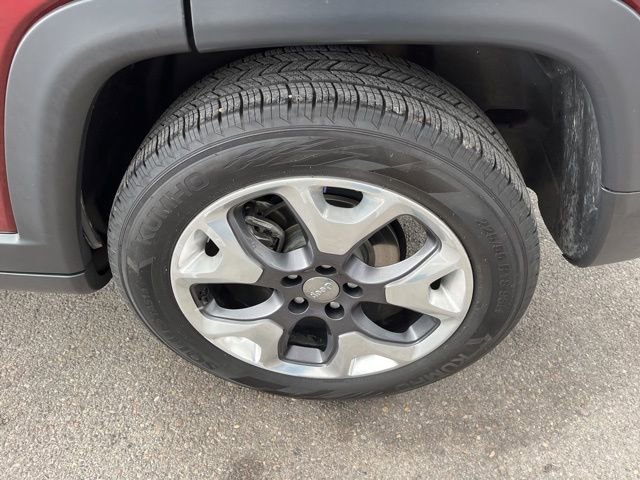 Used 2021 Jeep Compass Limited w/ Sun and Sound Group AWD/4WD image 24
