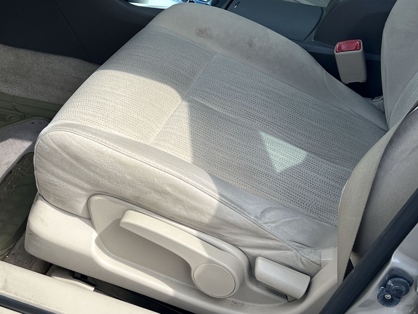 Used 2012 Nissan Altima 2.5 S FWD image 14