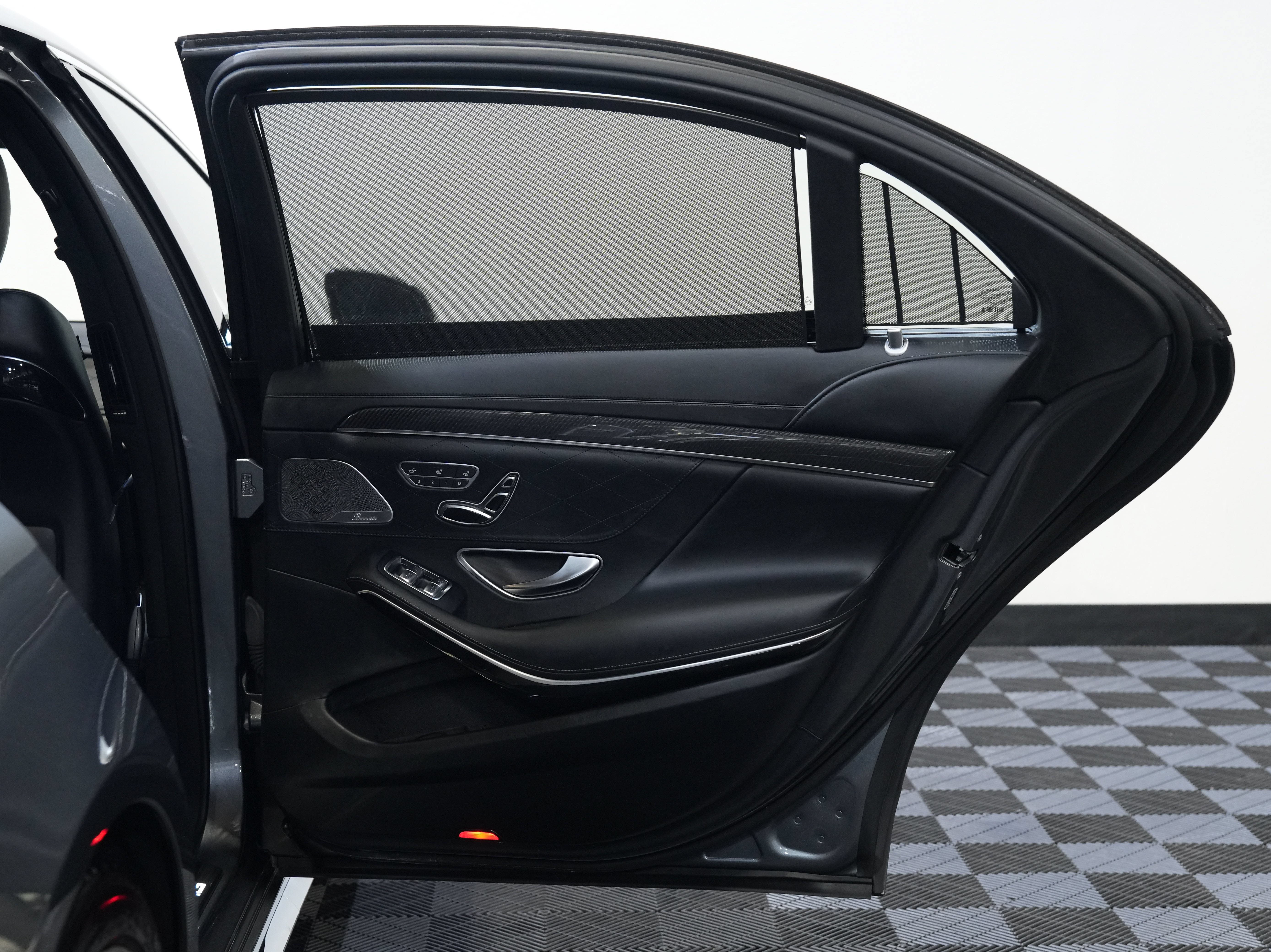 Used 2020 Mercedes-Benz S 63 AMG 4MATIC Sedan image 29