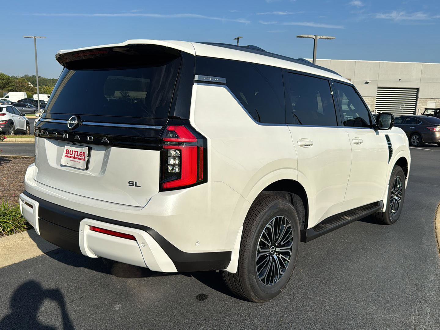 New 2026 Nissan Armada SL image 5
