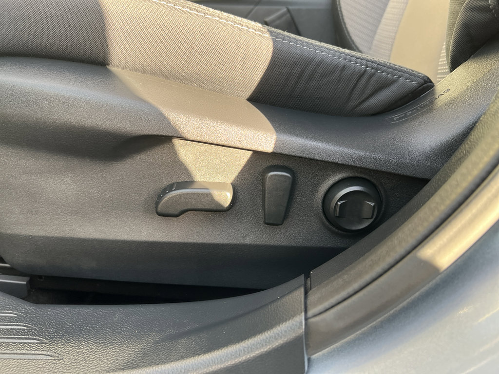 Used 2024 Subaru Outback Premium image 20