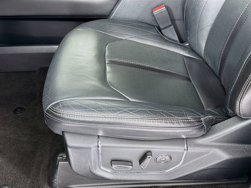 Used 2020 Ford Expedition Max Platinum image 13