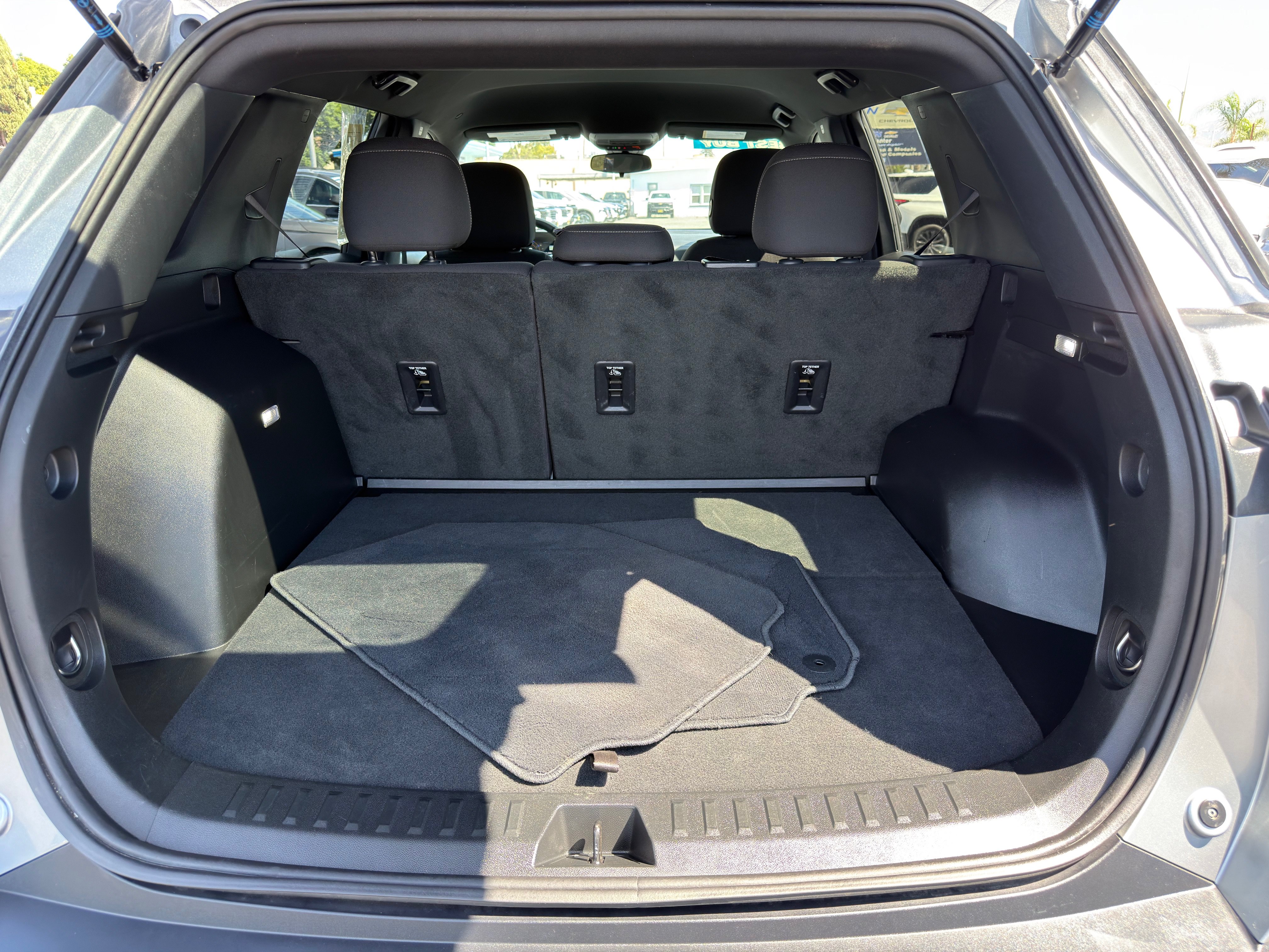 Used 2026 Chevrolet Equinox LT FWD image 15