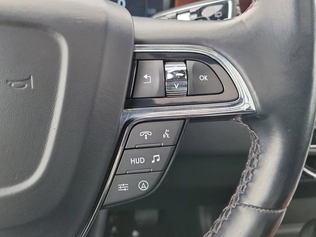 Used 2023 Lincoln Navigator Reserve AWD/4WD image 15