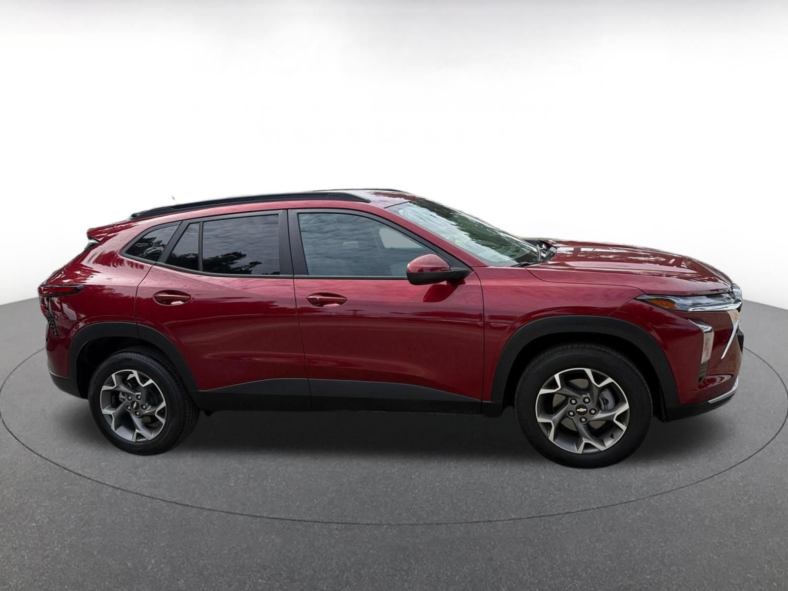 Used 2025 Chevrolet Trax LT w/ LT Convenience Package FWD image 15