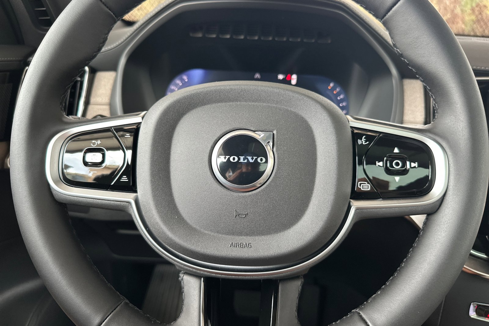New 2026 Volvo XC90 B6 Plus AWD/4WD image 21